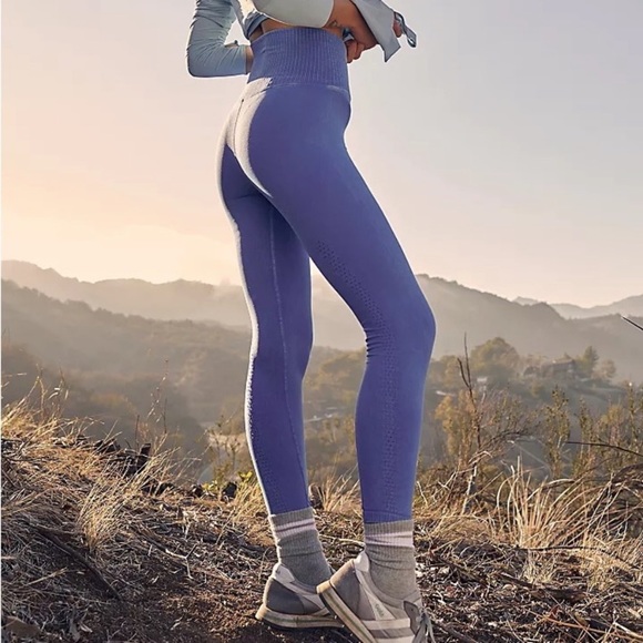 NWT Free People Movement - Good Karma Leggings - Picture 2 of 4